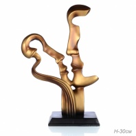   682915 (в уп.12шт.) - Статуэтка Влюбленные 30см